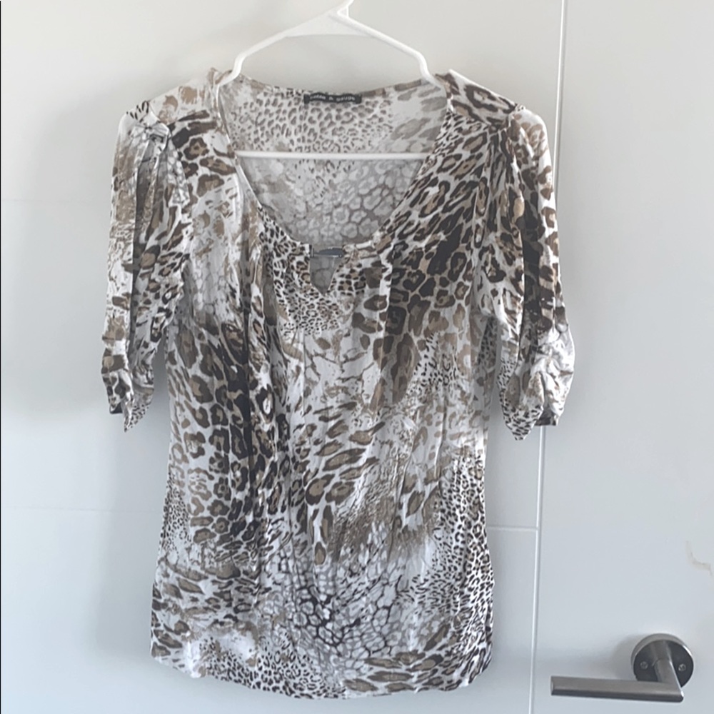 Tan and white print top